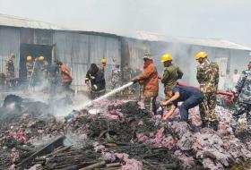 कपास प्रशोधन उद्योगमा आगलागी हुँदा लाखौँको क्षति